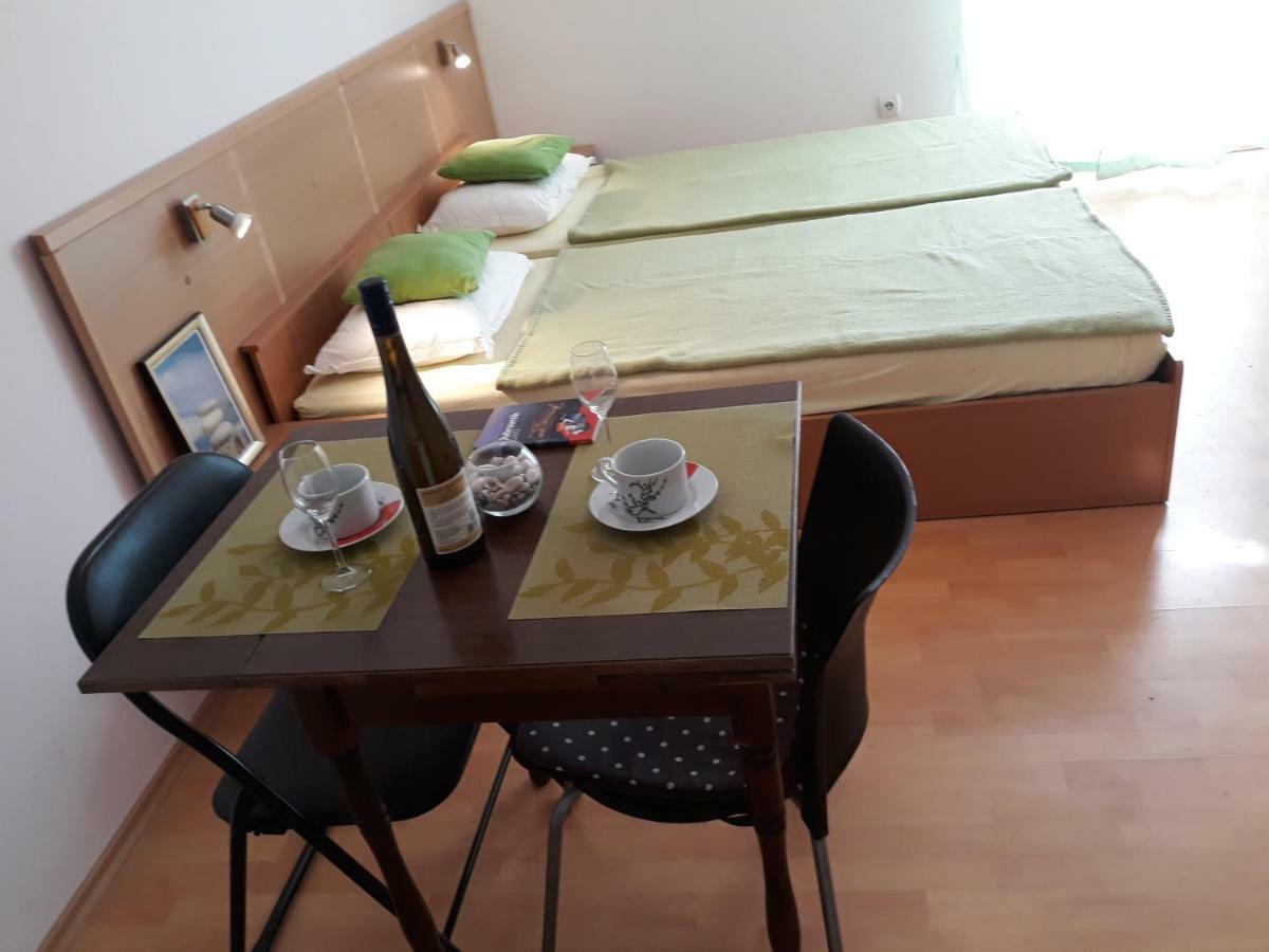Apartmani Kljunak Zaton  Exterior photo